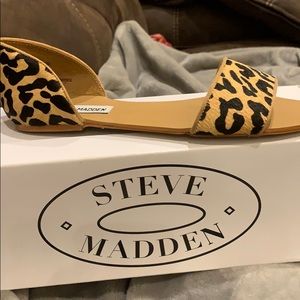 Leopard Steve Madden sandals size 7.5 NEW IN BOX
